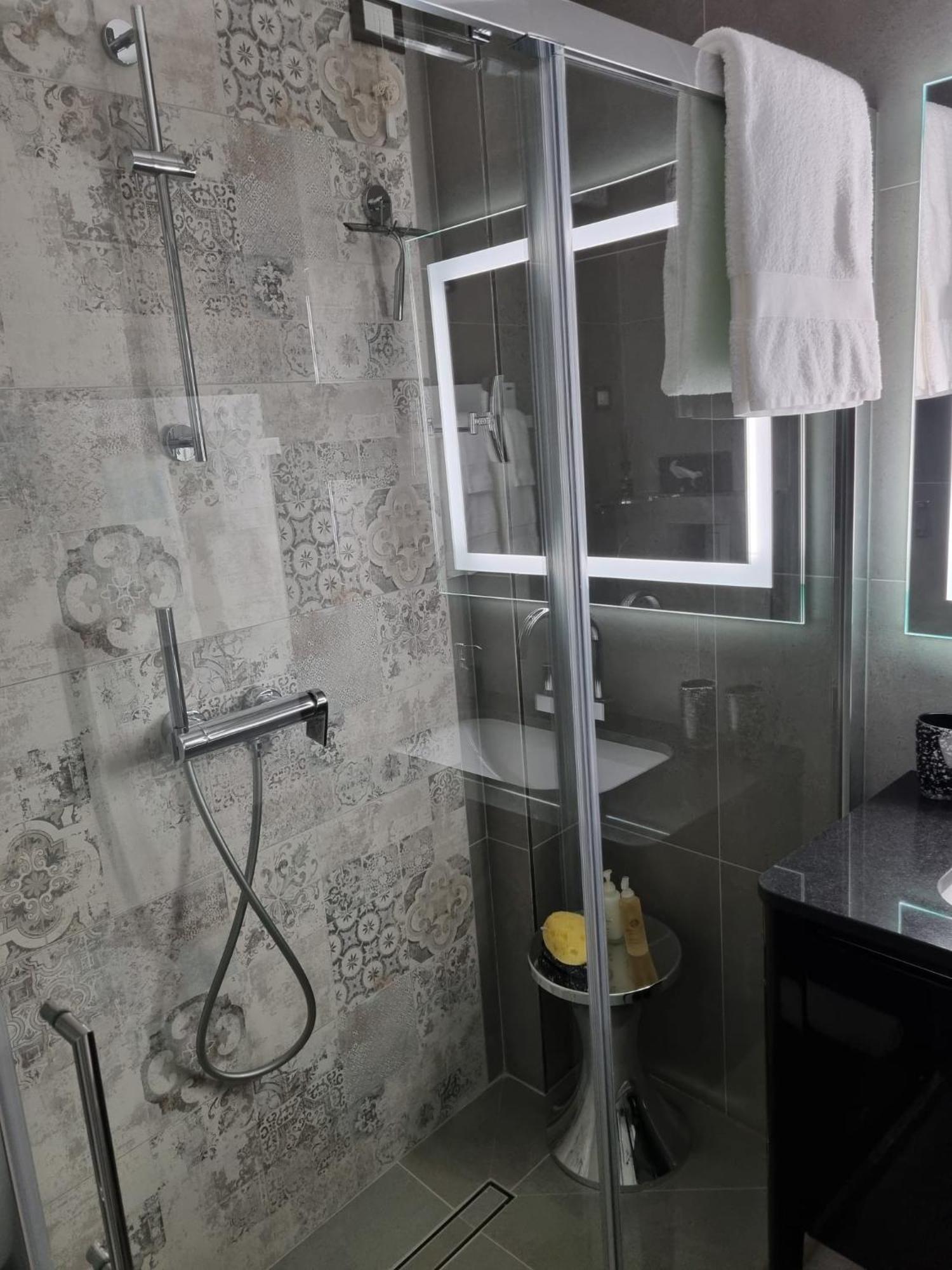 Palms Luxury Suites Sanremo Luaran gambar